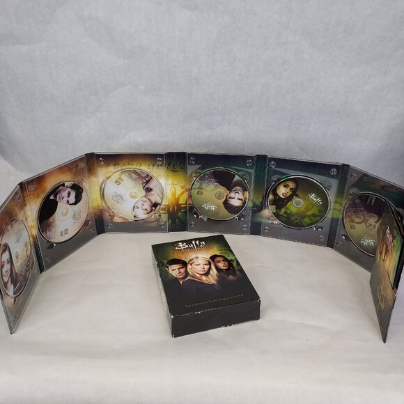 Buffy the Vampire Slayer Complete Series DVD Box Set Seasons 1-7 39-Disc Fox - Picture 5 of 9